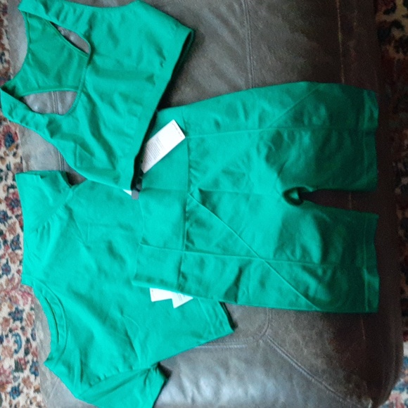 PRISM Workout Set - Picture 3 of 4